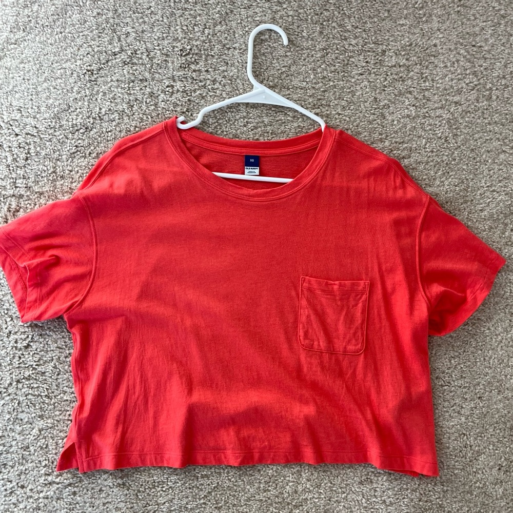 Old Navy Coral Cropped Pocket Tee Size XS